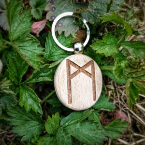 БРЕЛОК ДЕРЕВ'ЯНИЙ РУНА МАННАЗ РУЧНА РОБОТА (HANDMADE WOODEN MANNAZ FLEECE KEYRING)